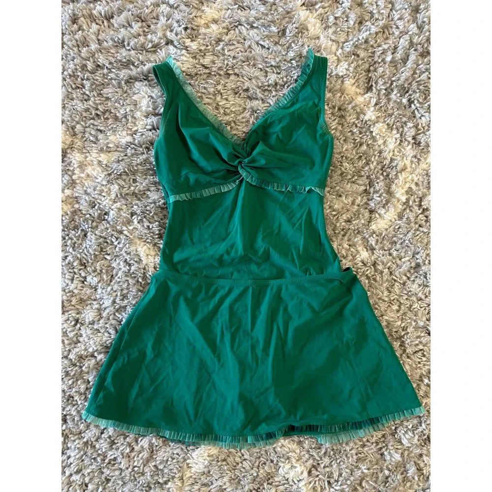 Karla Colletto Basics Ruffle V-neck One Piece & Skirt in Lichen Green‎ sz 12
